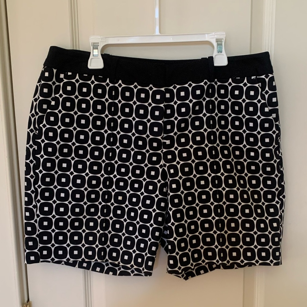 Print shorts